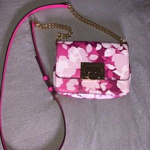 Michael Kors Tina Small Crossbody